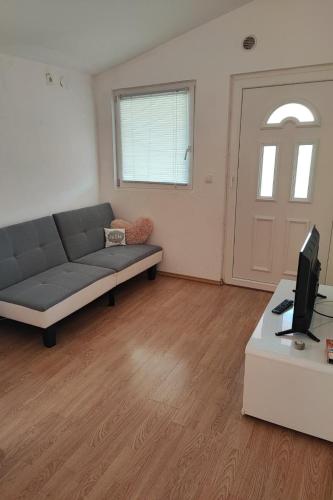 Apartments with parking space Vir - 23274 - image 3