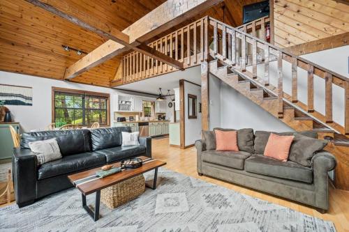 July Summer Specials, Minutes to parkway in Pigeon Forge, USA