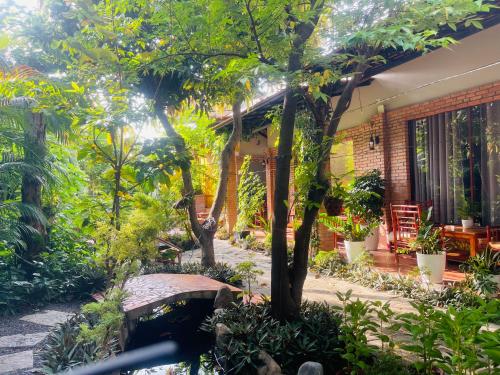 Mui Ne Garden Hotel and Kite School