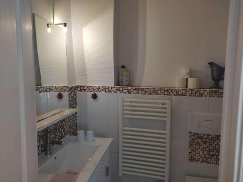 B&B Le Miroir aux Fées Bordeaux - image 3