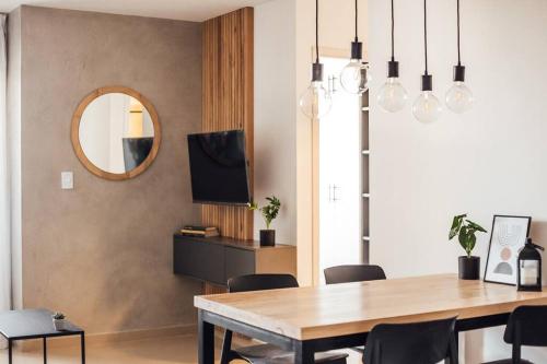 One-Bedroom Apartment image 3