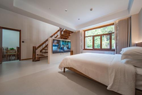 Family Room with Mountain View room in Fuxi-21 Homestay