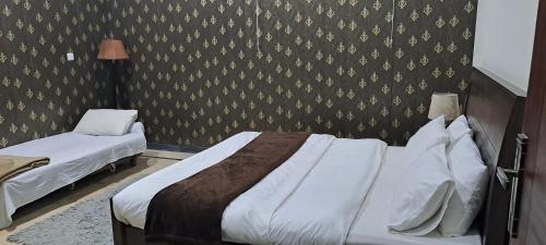 Motorway Bed and Breakfast - image 2