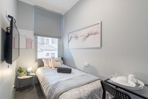 Cozy King Single Ensuite Room - AC - Next to CBD - Near Central Station Townhall Chinatown Darling Harbour UTS USYD