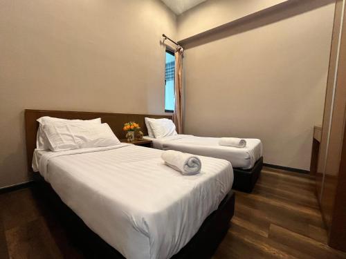 The Retreat, Nova Highlands, Sunrise and Mountain view