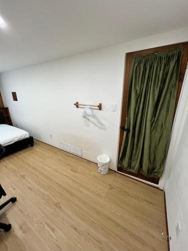 Green House in Vancouver West, Vancouver