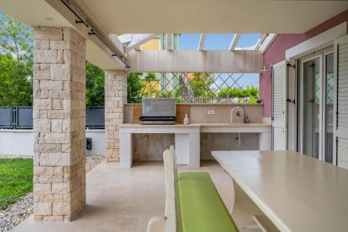 المرافق, Villa Violetta Residence in Vinez