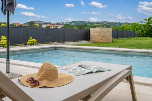 المنطقة المحيطة, Villa Violetta Residence in Vinez