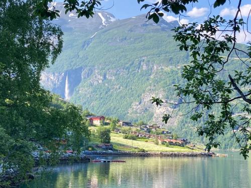 Cảnh quan, Fjorden Campinghytter in Geiranger