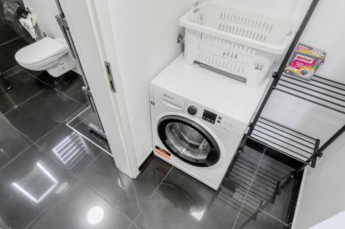 Nibelungen Apartments Room Type - Two-Bedroom Apartment Nibelungen Apartments Room Type - Two-Bedroom Apartment