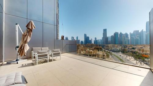 Primestay -1BR Boulevard Point - Burj View - Downtown - image 9