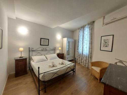 Little Palm apartment, Florencie