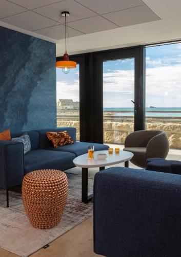 โอเชียเนีย แซ็งมาโล (Oceania Saint Malo) in ซิยง