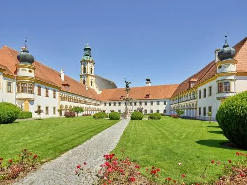 Augustiner-Chorherrenstift Reichersberg in Reichersberg, Österreich