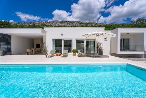 Stylish villa Tenera with private pool, 3 bedrooms