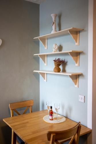 6 Wheelhouse Apartments in Лочінвер