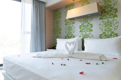 DoubleTree by Hilton Girona - image 2