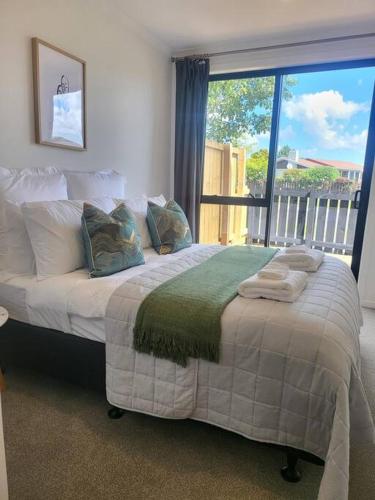 Nice New 3 bedroom Townhouse U4