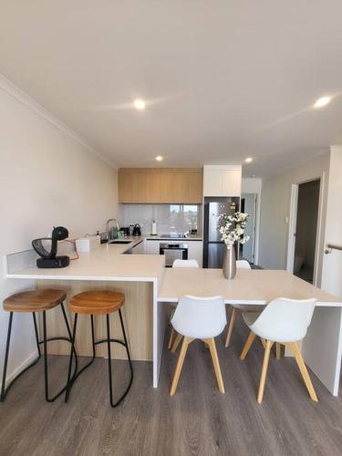 Nice New 3 bedroom Townhouse U4