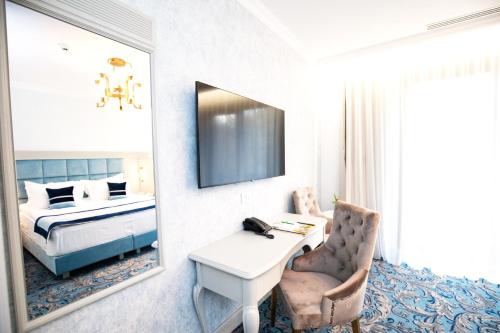 Hotel Foisorul cu Flori 5