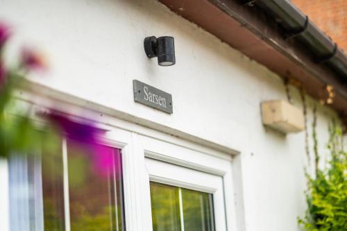 ทัศนียภาพภายนอกโรงแรม, Stonehenge Courtyard in แอมแมสบูรี่