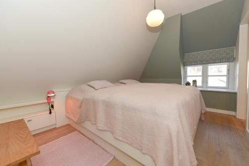 Apartment image 9