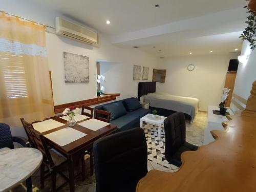 المرافق, Adria Pearl Appartments in فرسار