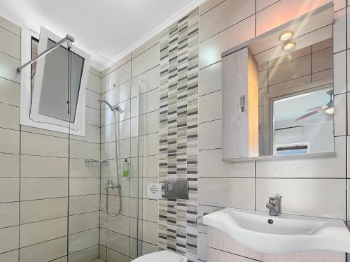 Corfu Andromaches Holiday Apartments - Photo 2