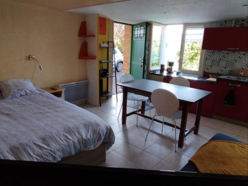Accueil curistes et Thermes in Montrond-les-Bains