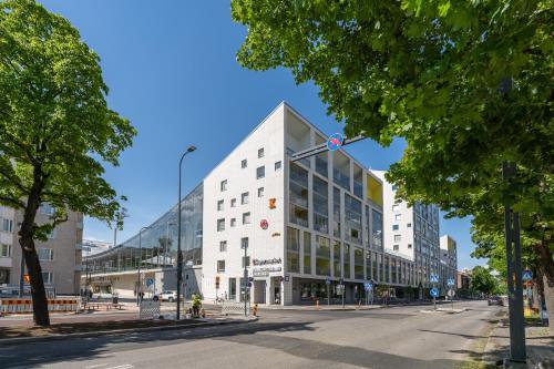 Spacious 2BR at Tammela Stadium - Sauna & Balcony, Tampere (zdjęcie 8)