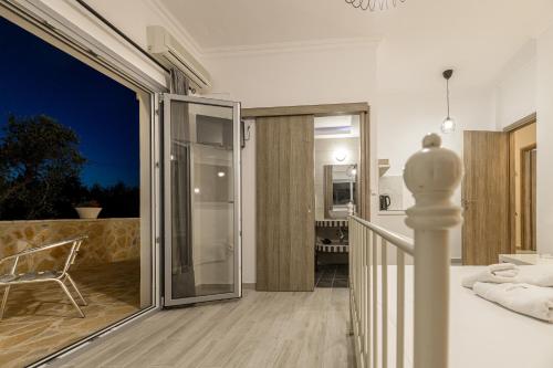 Denise Studios and Apartments