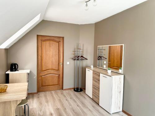 Villa Gāles Hotel Room Type - Budget Triple Room with Private External Bathroom