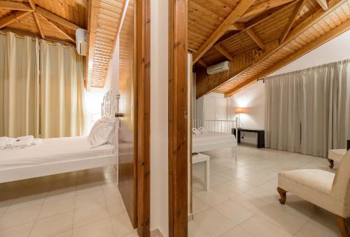 Denise Studios and Apartments