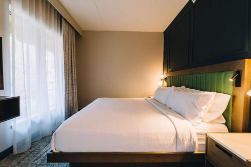 Embassy Suites By Hilton Gatlinburg Resort