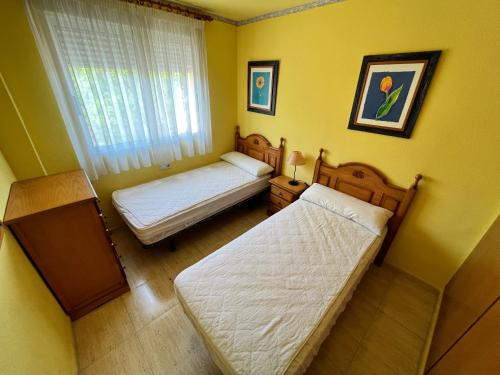 Four-Room Apartment image 10