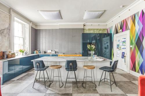 Friar Gate House - Grand Georgian Townhouse in Derby Centre - Derby