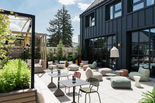 Kert, Hotel Schani UNO City in Bécs