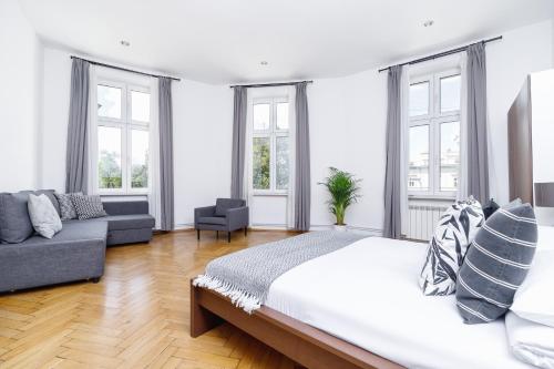 Two Bedroom Apartment - Dietla 51 street, Kraków