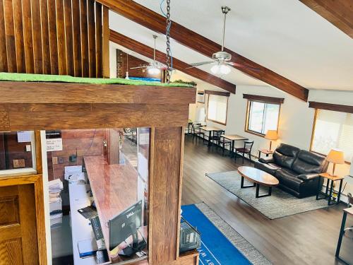 Lobby, Travelodge by Wyndham Valleyfair Shakopee in Shakopee (MN)