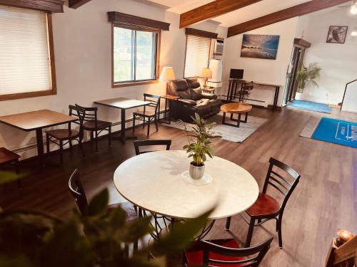 طعام و مشروبات, ترافيلودج باي ويندام فاليفير شاكوبي (Travelodge by Wyndham Valleyfair Shakopee) in Shakopee