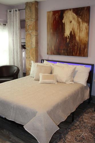 Ms. Maggie's South Country Inn - image 10