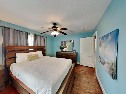 Sea Gem Turquoise in Galveston, USA