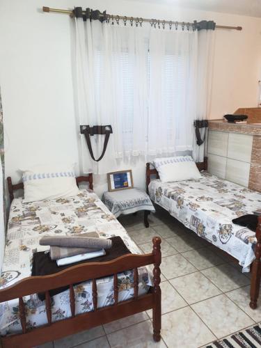 One-Bedroom Apartment with Sea View image 8