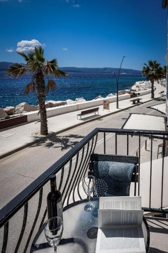 Luxury Seaside Apartments Bol