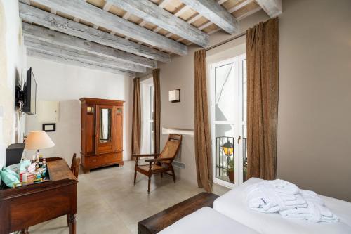 V... Boutique Hotel - image 11