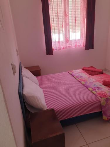 One-Bedroom Apartment with Sea View image 9