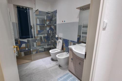 intero appart ampi spazi comodo Wtc Scassi Fiumara, Janov (fotografie 6)