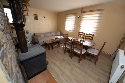 Planinska kuca Pantelic in Rača