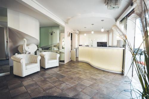 Lobby, Hôtel Eve Cap d'agde Village Naturiste (Hotel Eve Cap d'agde Village Naturiste) in Agde