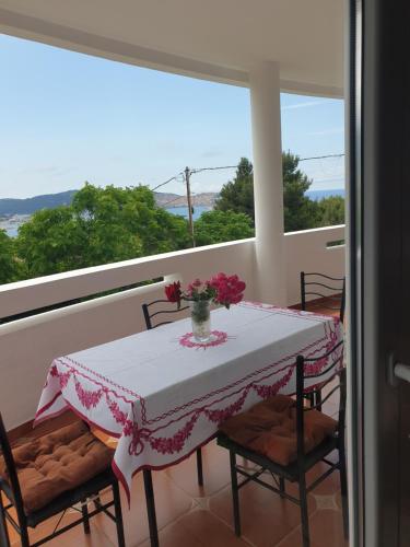 One-Bedroom Apartment with Sea View image 10